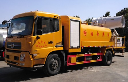 多功能灑水車參數(shù)_12方東風(fēng)天錦農(nóng)藥噴灑車廠家價(jià)格