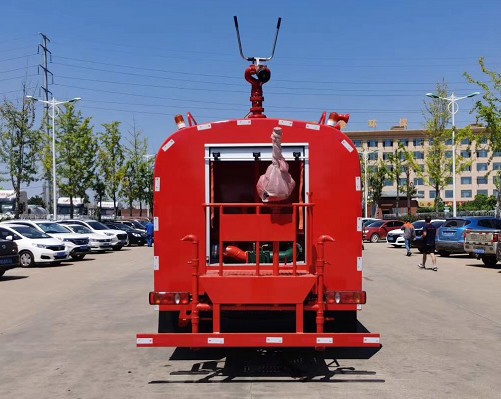 東風(fēng)天錦12方消防灑水車圖片 東風(fēng)天錦12方消防灑水車圖片
