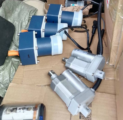 旋轉(zhuǎn)電機推桿電機 旋轉(zhuǎn)電機推桿電機